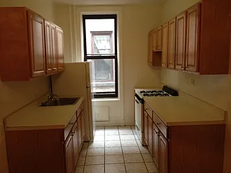 Rented by Brooklyn Heights Real Estate Inc