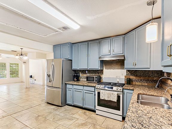4th image of 3778 Donalee St