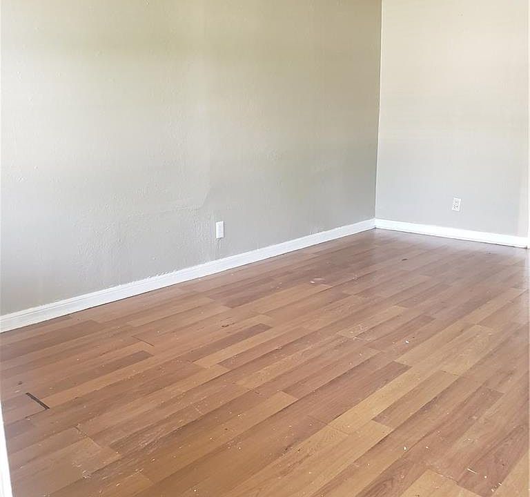 1st image of 3209 Burson Ave