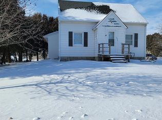 306 4th St SE, Cresco, IA 52136