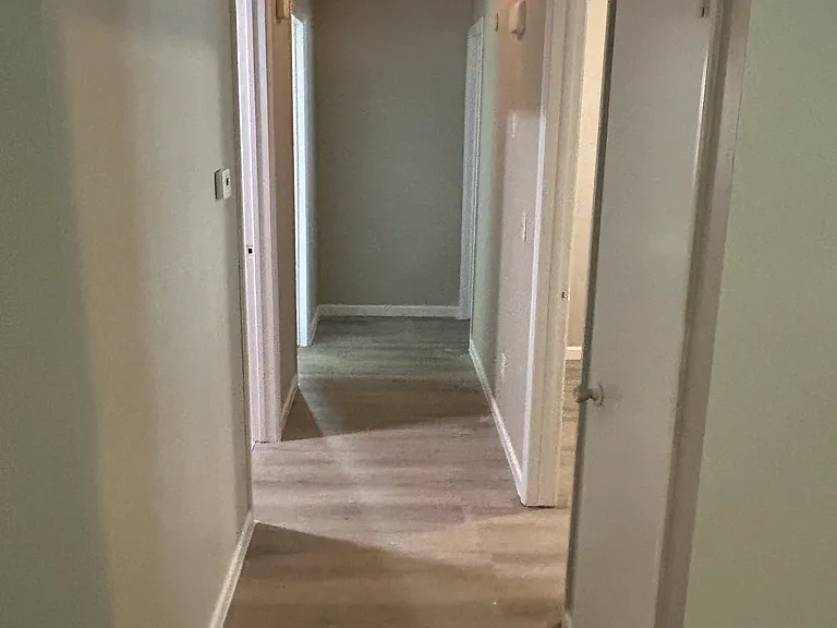 205 E F St — Photo 11