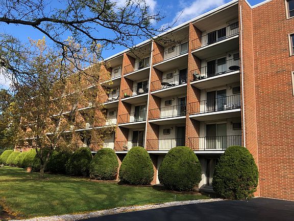 2nd image of 255 S West Ave APT 206