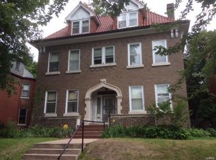 3509 Crittenden St, Saint Louis, MO 63118