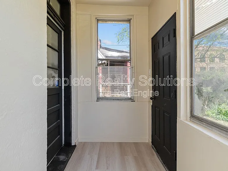 4038 California Ave — Photo 28