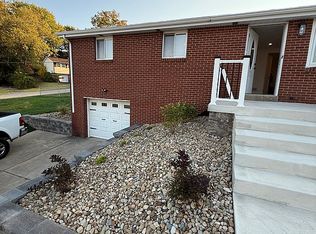 14383 Overholt Dr, North Huntingdon, PA 15642