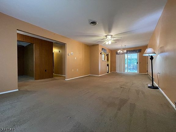 3rd image of 38 Constitution Blvd