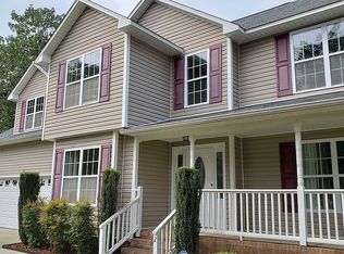 293 D L Phillips Ln, Broadway, NC 27505