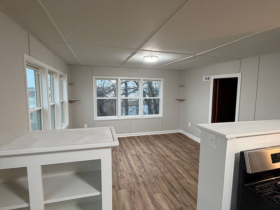 1st image of 609 Orange St #3