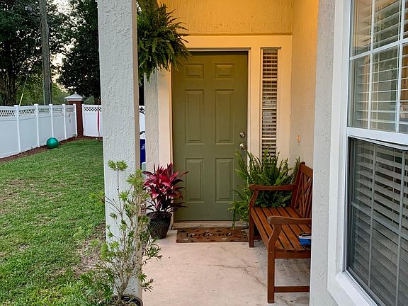 2nd image of 801 Southern Creek Dr