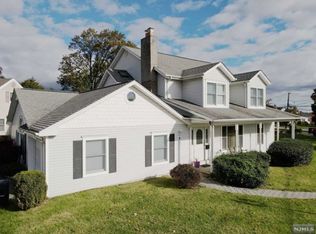 2 Friar Ln, Clifton, NJ 07013