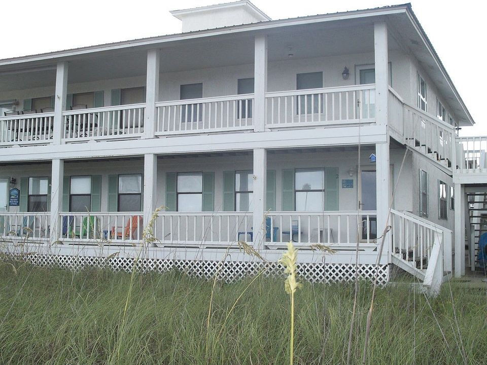 Carmel Villas