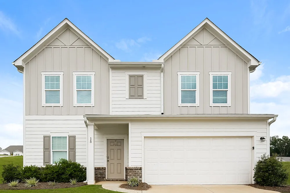 4 bed, 2.5 bath, 2095 sqft, $2,055 — Photo 1