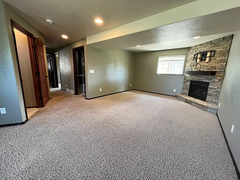 7913 W 48th St — Photo 35