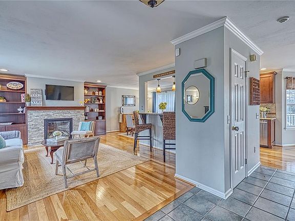 4th image of 3376 Autumn Wood Dr
