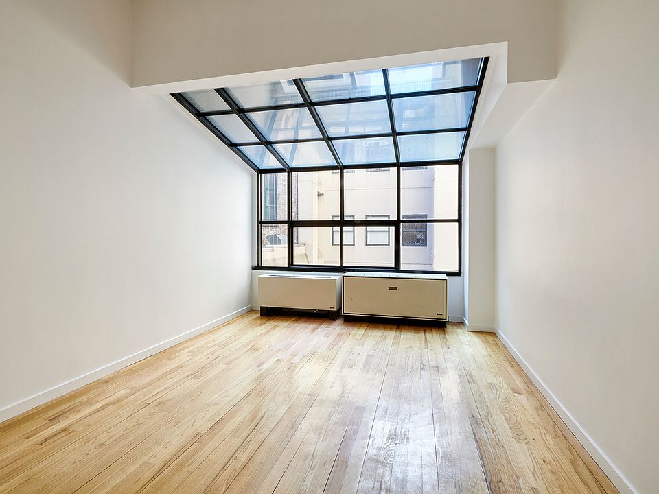 1st image of 60 W 14th St APT 4A