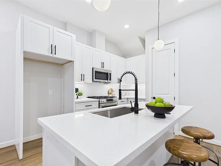 5032 Creekmont Dr — Photo 21