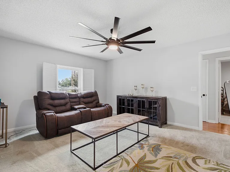 4812 Sierra Dr — Photo 9
