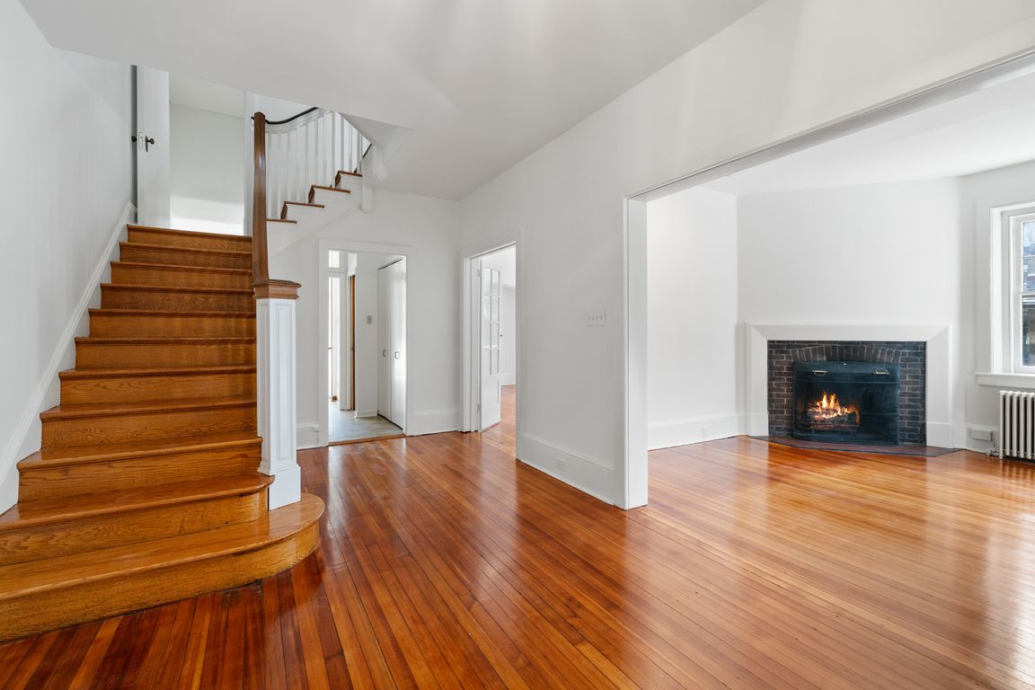 next background image