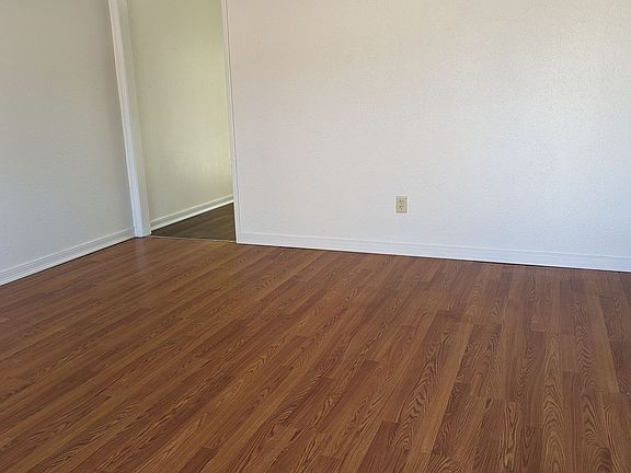 2nd image of 205 Chase Ave