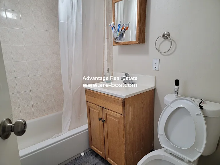 47 Union St #1 — Photo 31