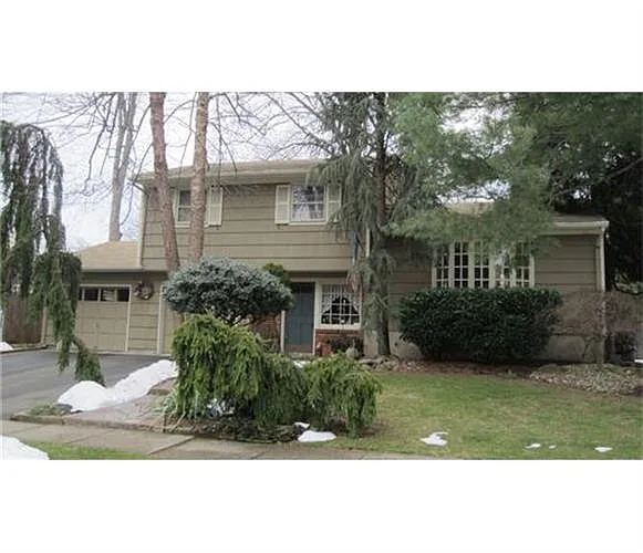 35 Monaghan Rd photo 1