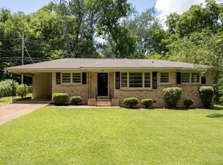 1407 Brook Hollow Cir NW, Huntsville, AL 35816