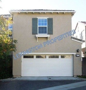 3rd image of 31 Villa Gardens Ct