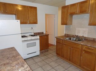 1102 Barrett St #1, Schenectady, NY 12305