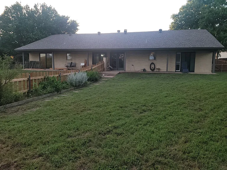 8832 Sandcastle Ct — Photo 15