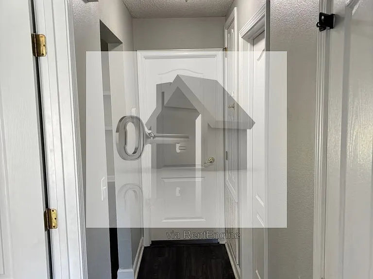 1068 Joaquin Rd — Photo 19