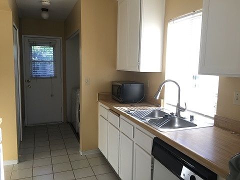 5th image of 7424 Tooma St #141
