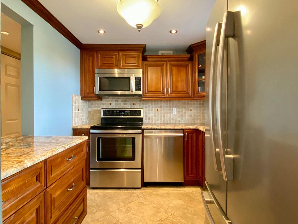 1st image of 725 Lori Drive #312