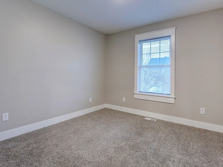 2118 Sherwood Ave — Photo 11