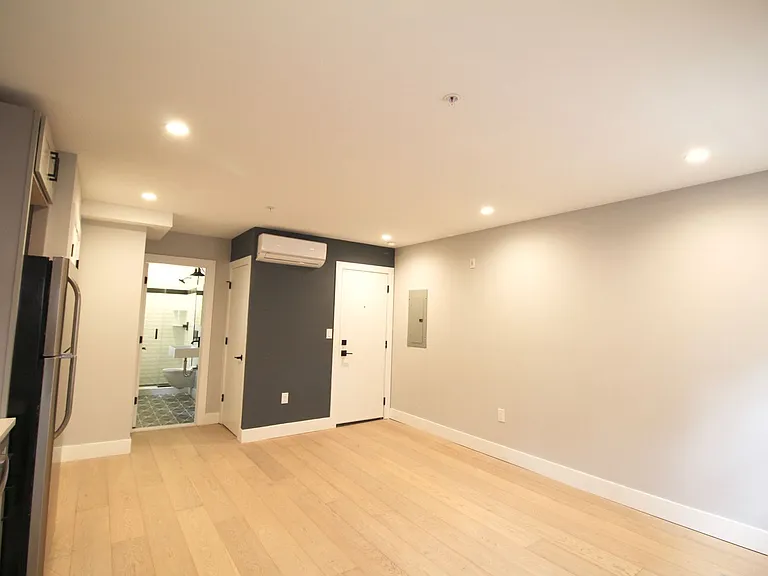 1707 Rittenhouse Sq — Photo 1