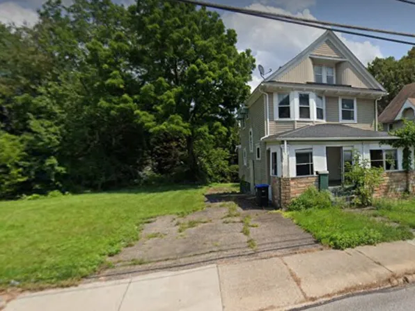 469 Rhodes Ave, Akron, OH 44307