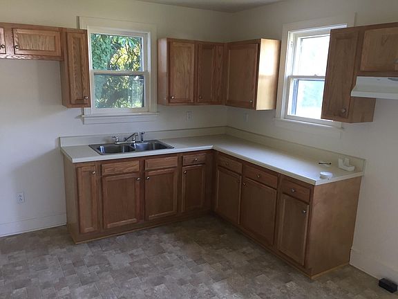 4th image of 601 W Virginia St