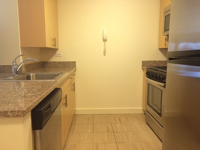 1st image of 15350 89th Ave APT 818