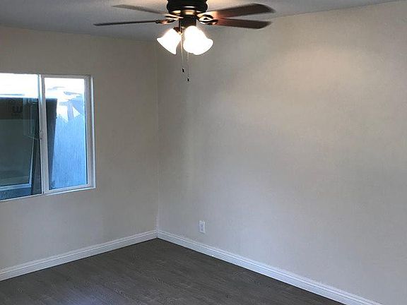 5th image of 329 N Record Ave