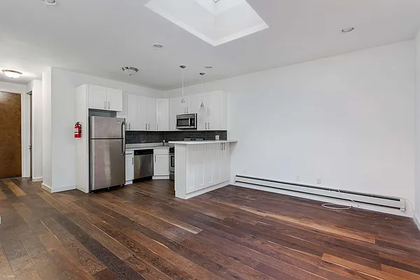 Rented by Corcoran | media 15