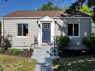 3097 S Logan St, Englewood, CO 80113