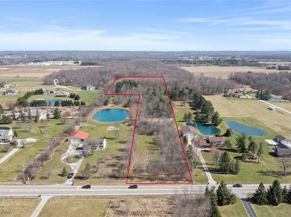 3215 Columbia Rd, Medina, OH 44256