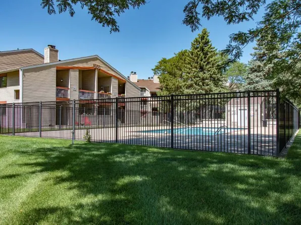 350 Shelard Pkwy Unit 304, Saint Louis Park, MN 55426