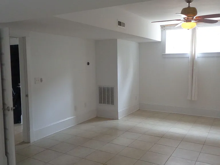 701 McDonald Ave — Photo 26