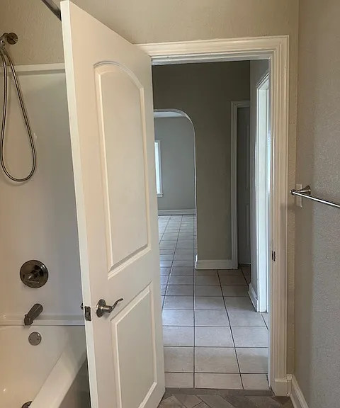 320 S Riverside Dr — Photo 20