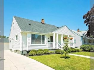 716 S Marias Ave, Clawson, MI 48017