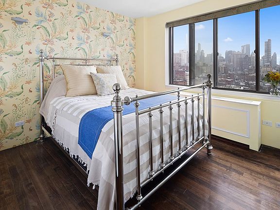 4th image of 130 W 79th St APT 9B