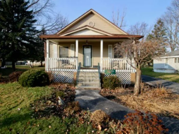 112 Schuermann St, Essexville, MI 48732