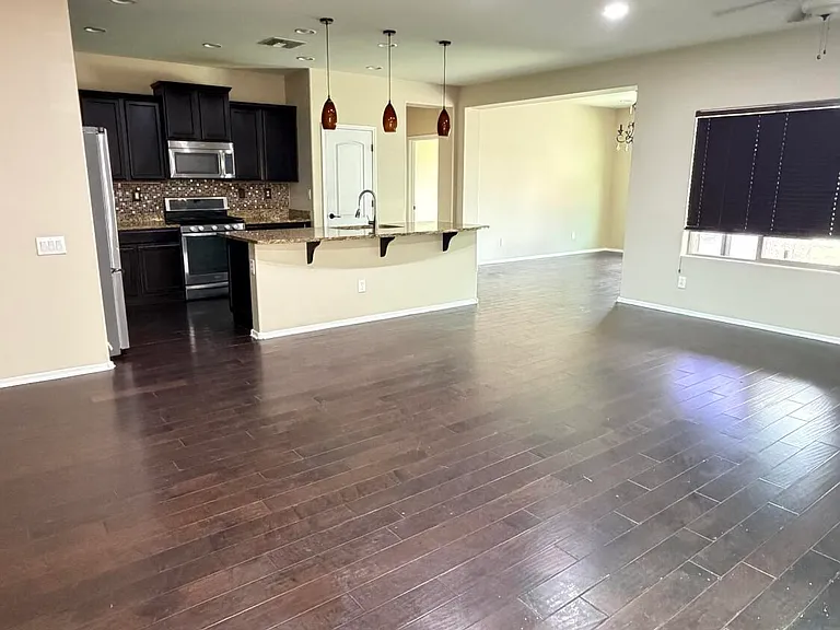 10786 W Yearling Rd — Photo 5