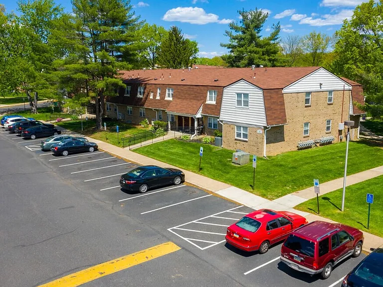 2180 Veterans Hwy — Photo 10