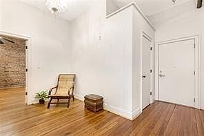 4th image of 528 Baronne St APT 503
